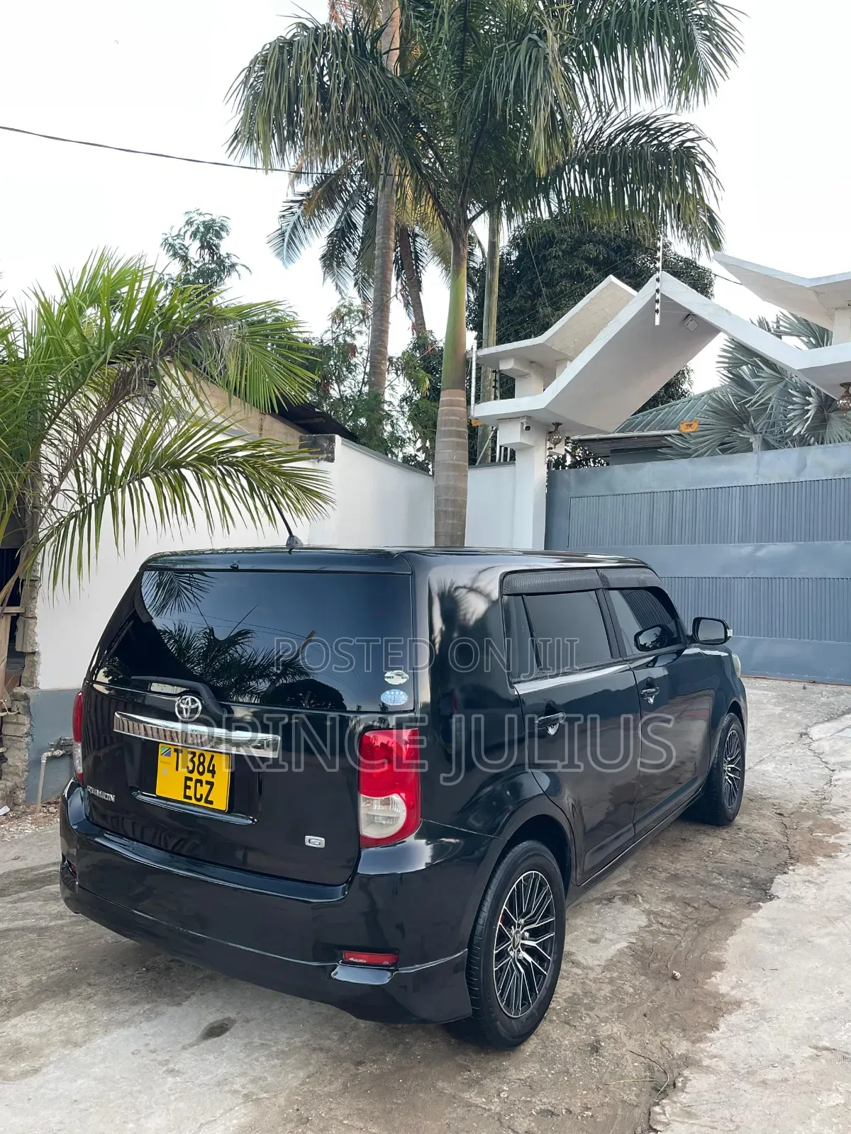 Toyota Rumion 1.5 FWD 2023 Black