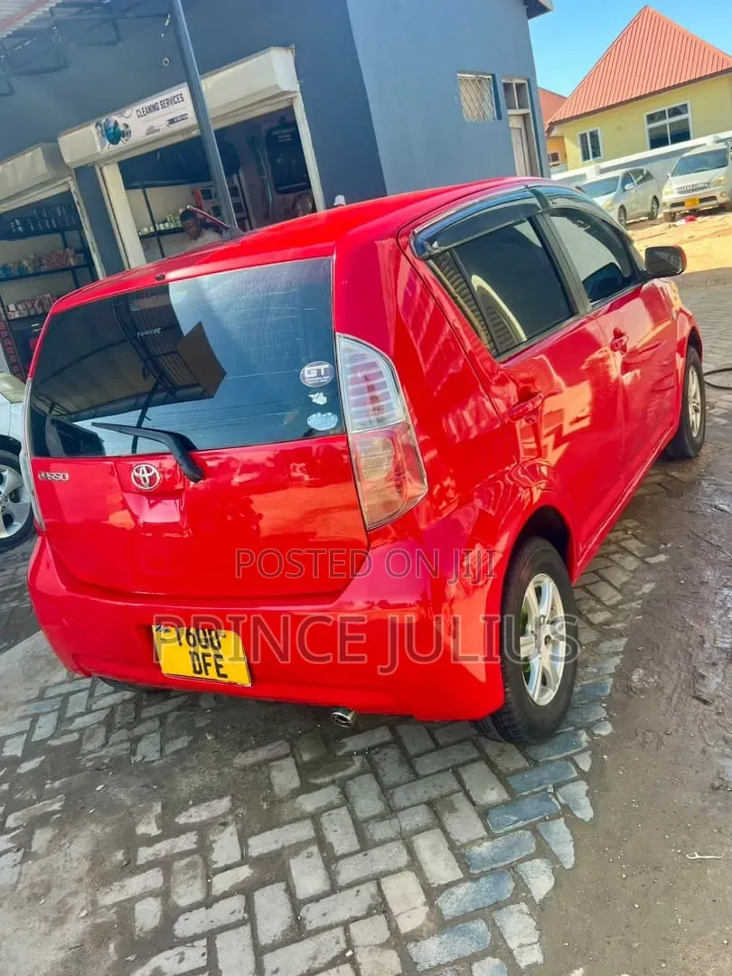 Toyota Passo 1.0 AWD 2005 Red