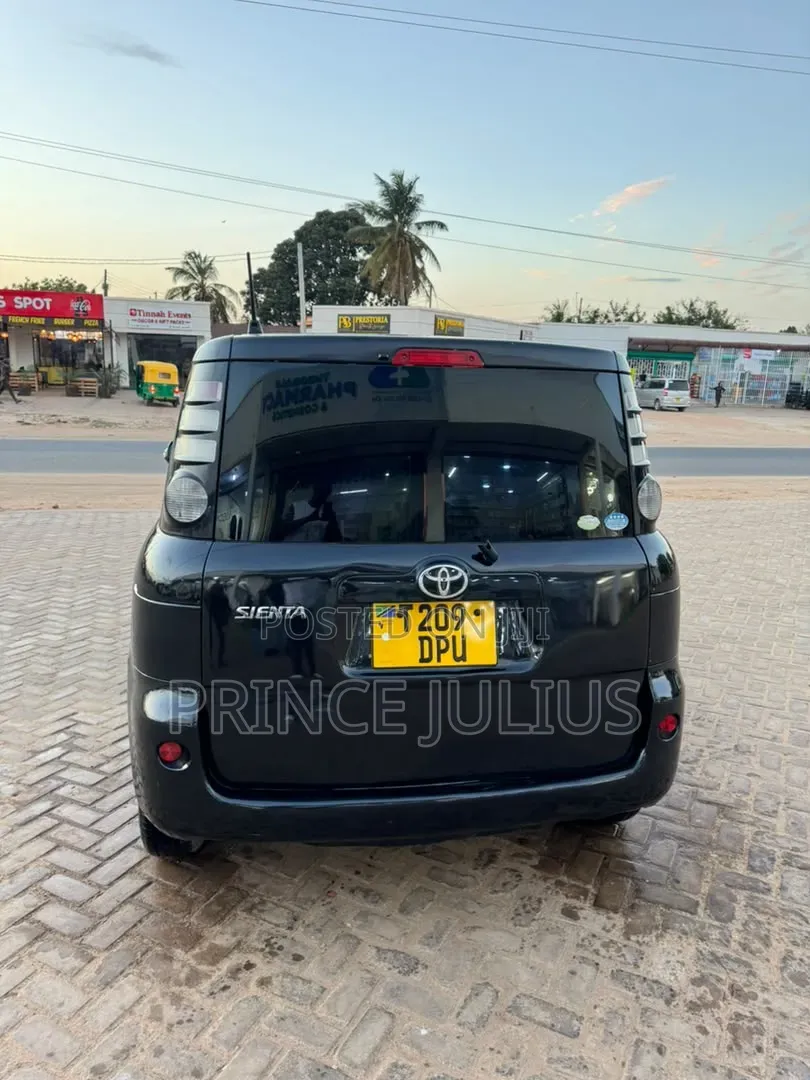 Toyota Sienta 1.5 AWD 2005 Black