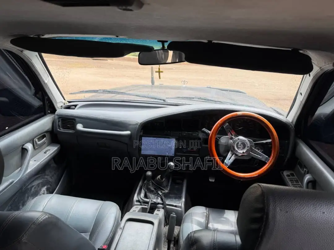Toyota Land Cruiser HDJ 100 1998 Green