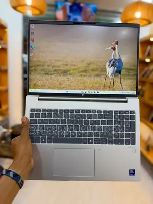 New Laptop HP ProBook 460 G11 16GB Intel Core Ultra 5 SSD 512GB