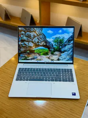 New Laptop HP ProBook 460 G11 16GB Intel Core Ultra 5 SSD 512GB