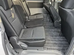 Toyota Noah 2007 Silver