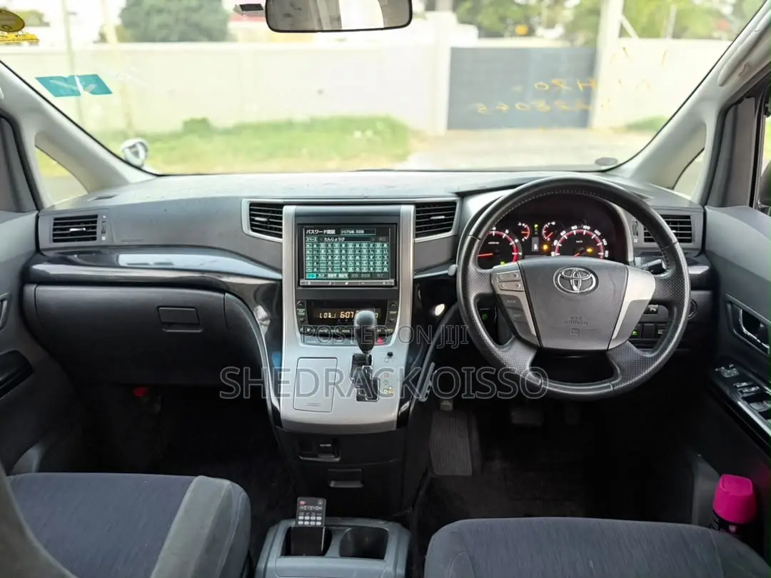 Toyota Vellfire 2012 White