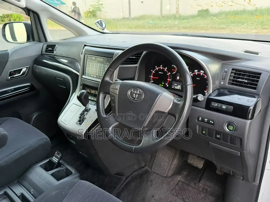 Toyota Vellfire 2012 White