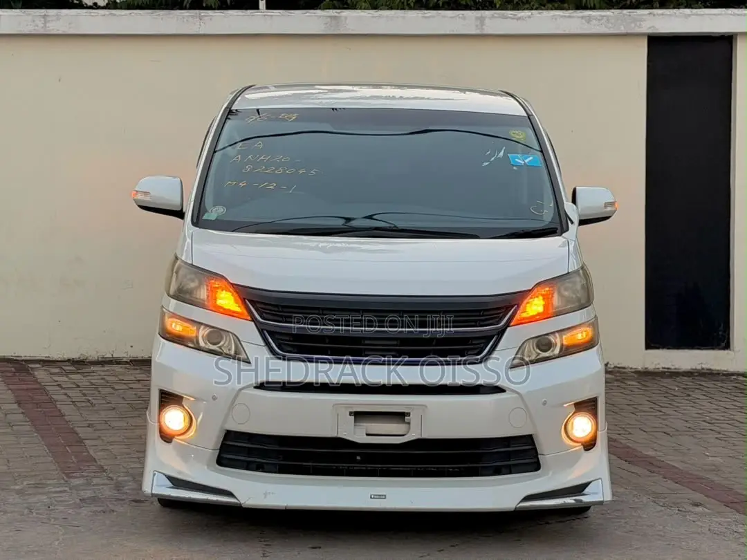 Toyota Vellfire 2012 White