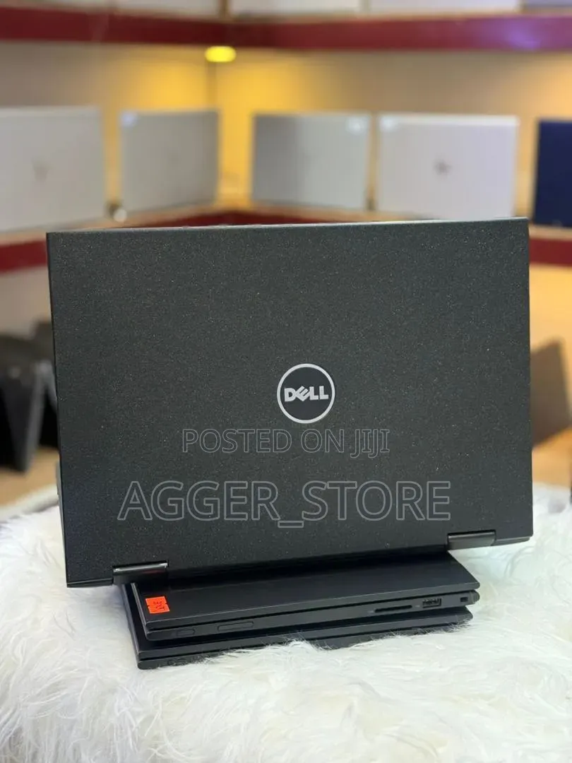 Laptop Dell Latitude 3390 2-in-1 8GB Intel Core i5 SSD 256GB