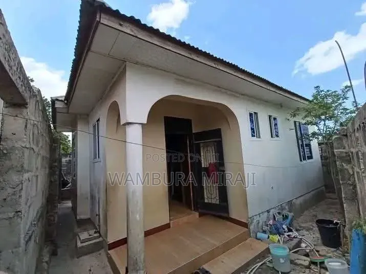 Furnished 2bdrm Chalet in Kitunda for sale