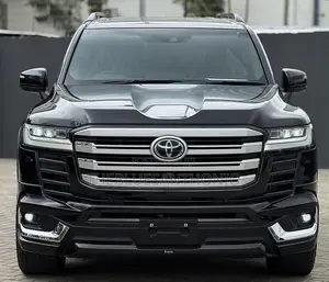 Toyota Land Cruiser LC300 2024 Black