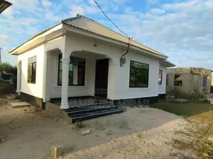 Furnished 4bdrm Block of Flats in Kitunda for sale