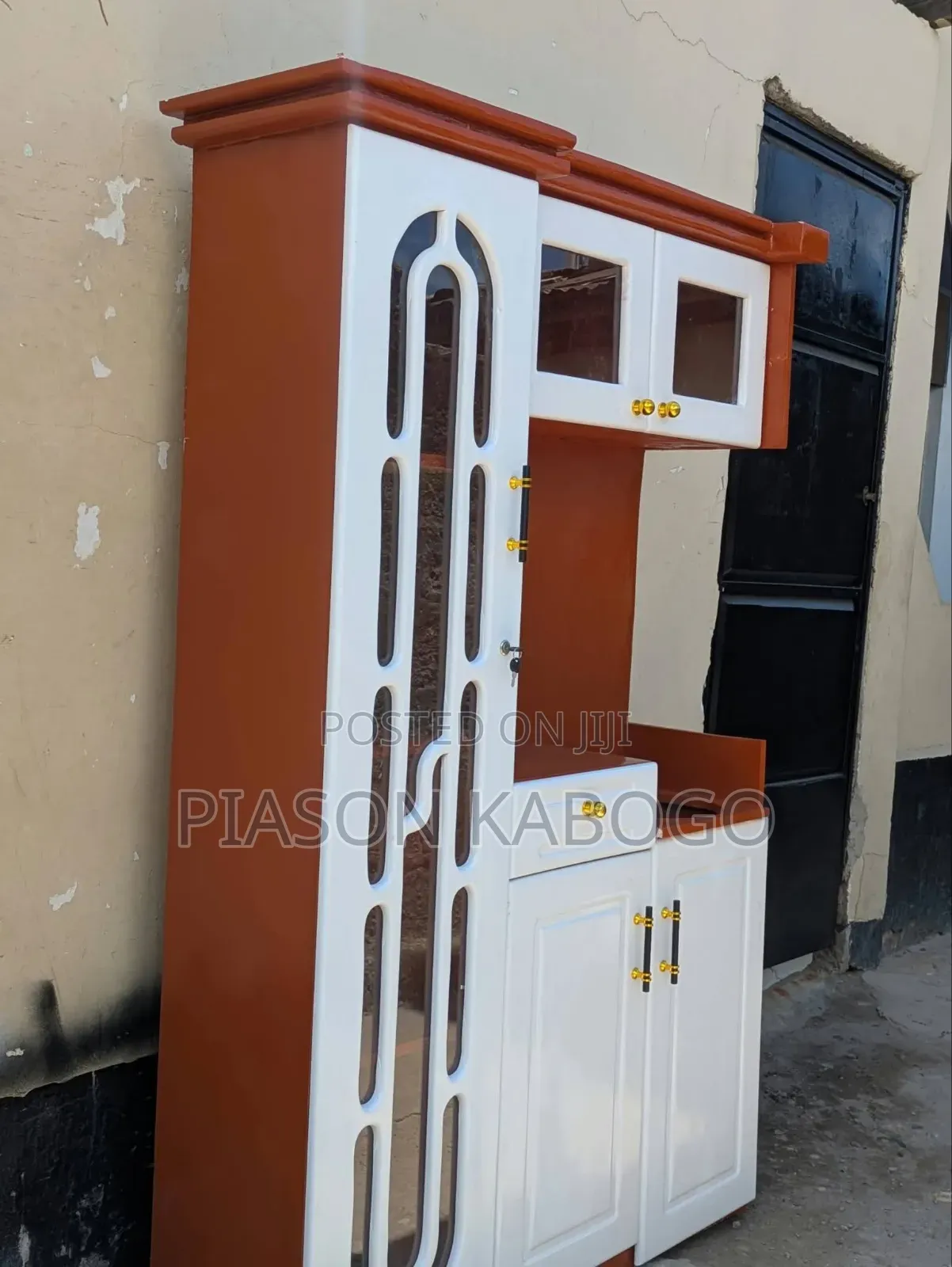 Kitchen Cabinet