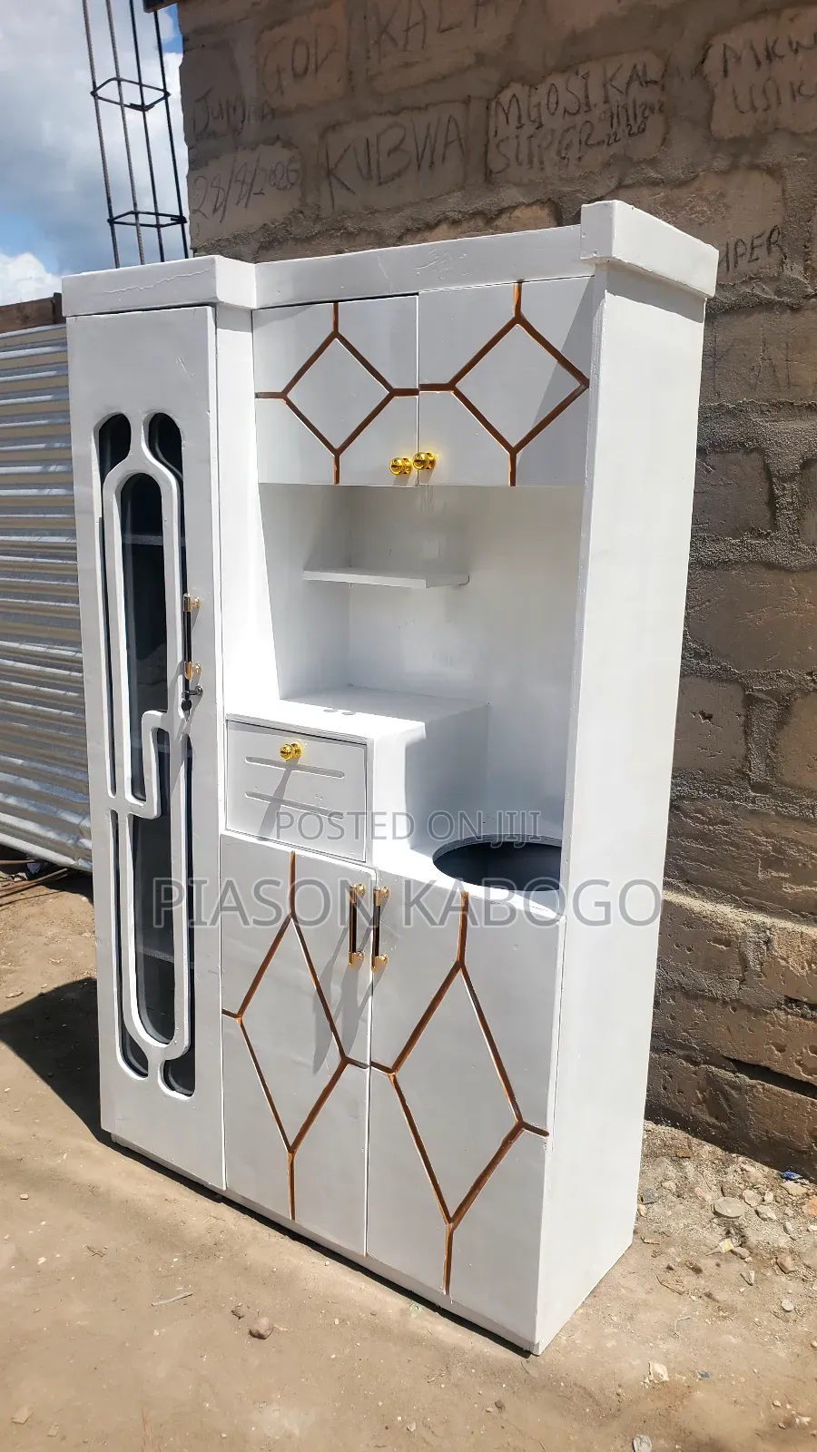 Kitchen Cabinet