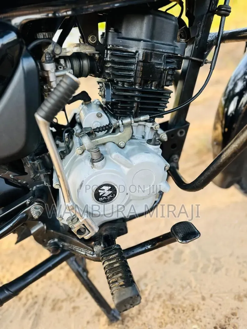 Bajaj Boxer 2026 Black