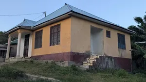 Furnished 3bdrm Block of Flats in Charambe for sale
