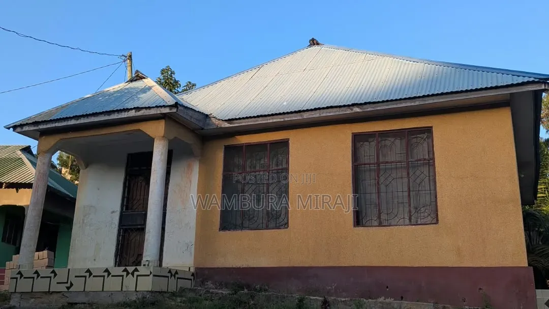Furnished 3bdrm Block of Flats in Charambe for sale