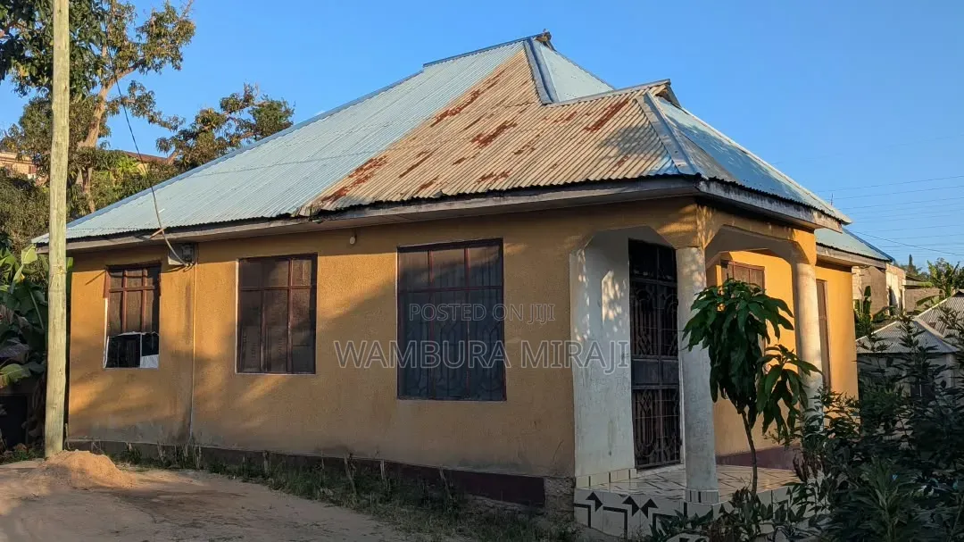 Furnished 3bdrm Block of Flats in Charambe for sale