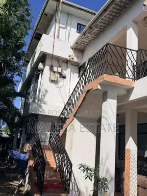 9bdrm House in Mikocheni for sale