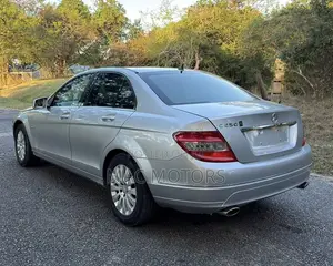 Mercedes-Benz C-Class C 250 CGI BlueEFFICIENCY (W204) 2009 Silver