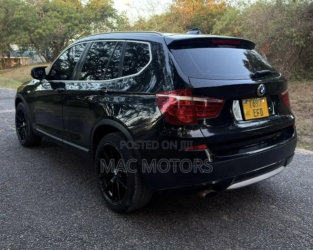 BMW X3 xDrive28i 4dr SUV AWD (2.0L 4cyl Turbo 8A) 2014 Black