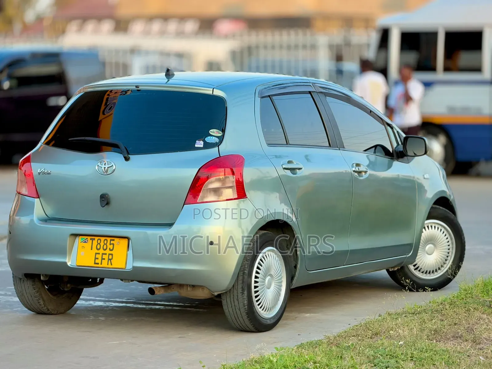 Toyota Vitz 2010 Blue
