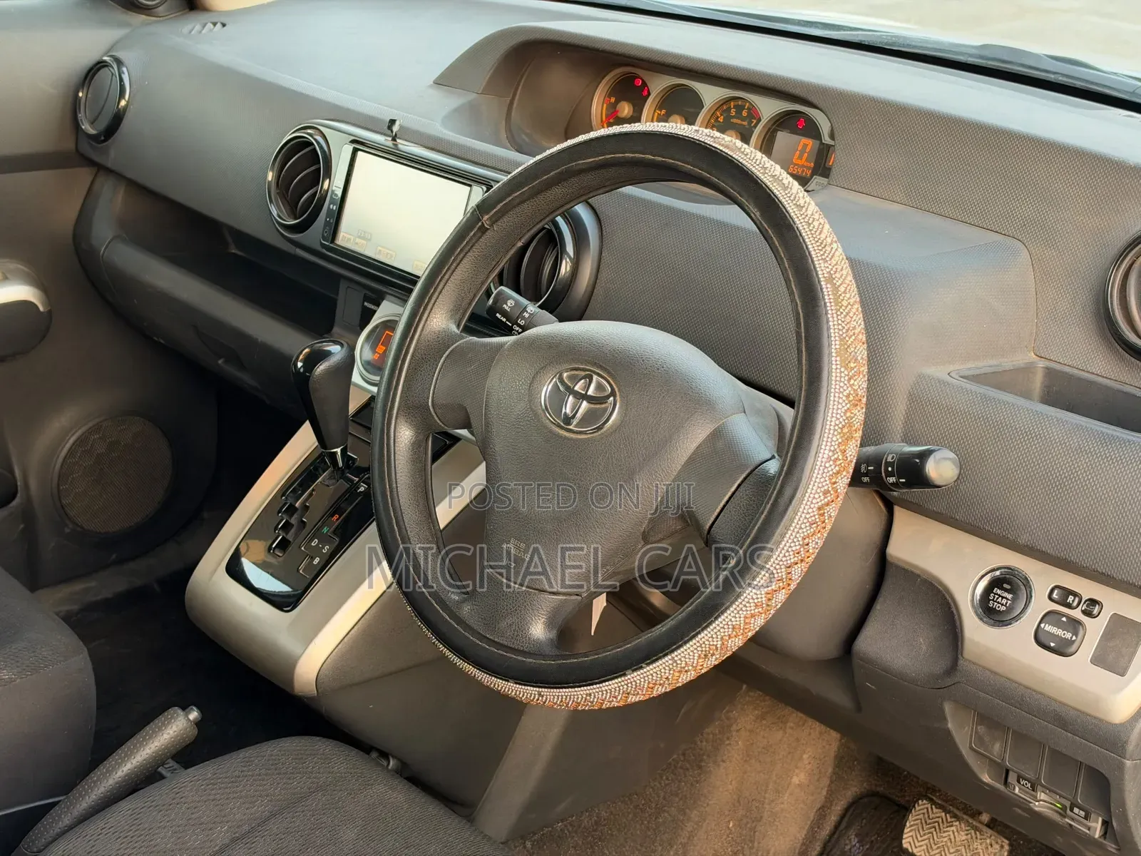 Toyota Corolla Rumion 2010 Silver