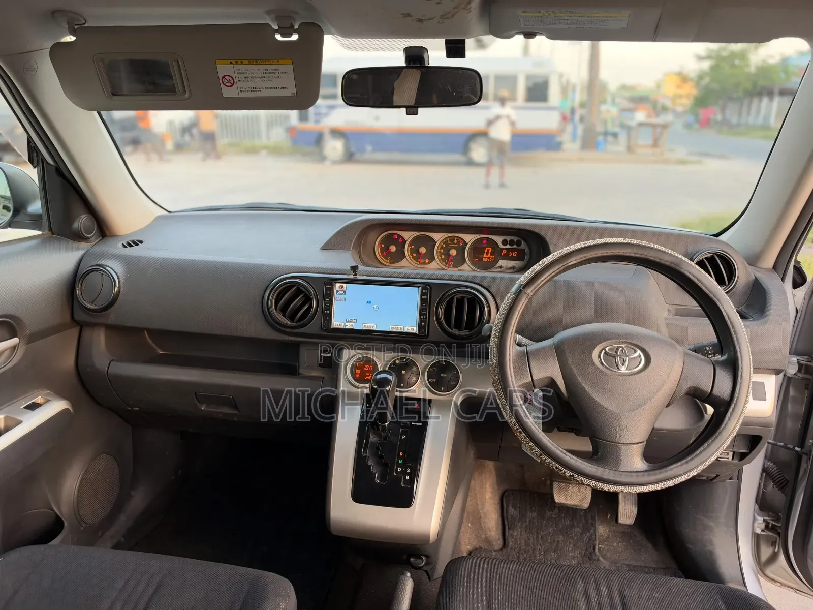 Toyota Corolla Rumion 2010 Silver