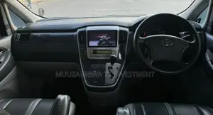 Toyota Alphard 2.4 Petrol AWD 2006 Black