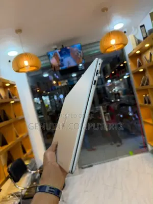 Laptop HP ProBook 460 G11 16GB Intel Core Ultra 5 SSD 512GB