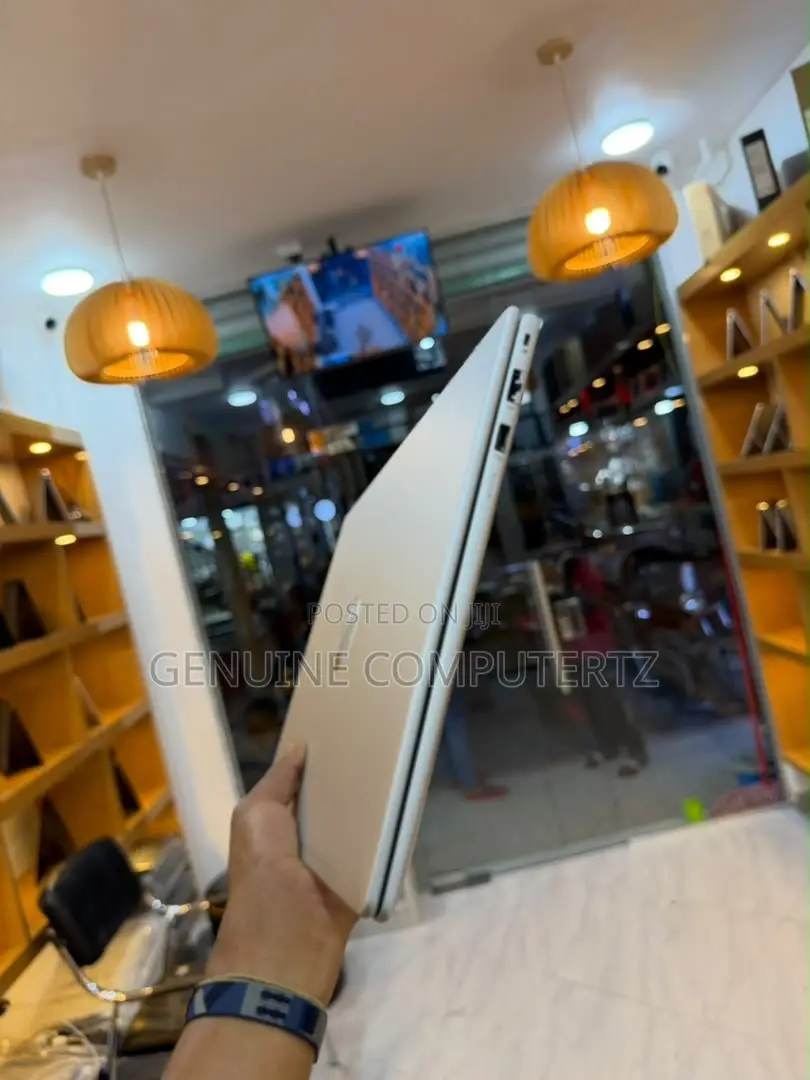 Laptop HP ProBook 460 G11 16GB Intel Core Ultra 5 SSD 512GB