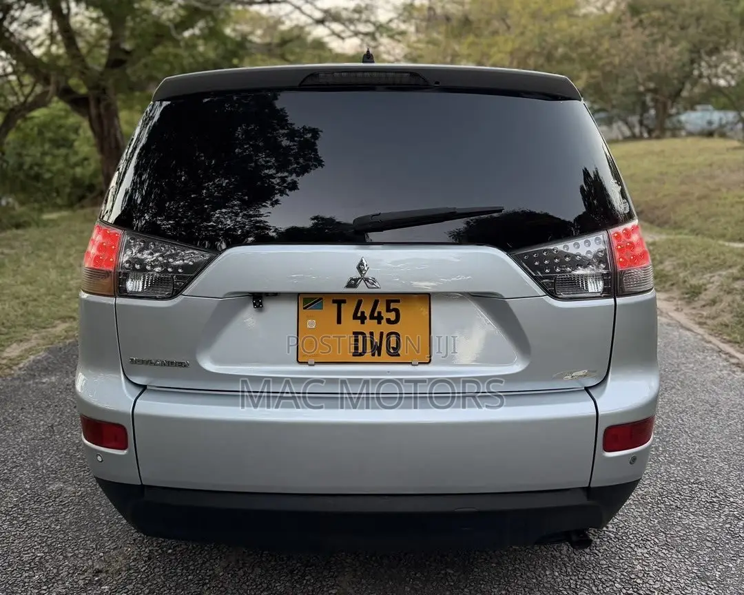 Mitsubishi Outlander 2009 Black