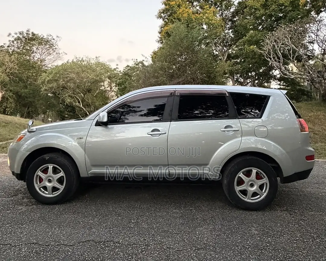 Mitsubishi Outlander 2009 Black
