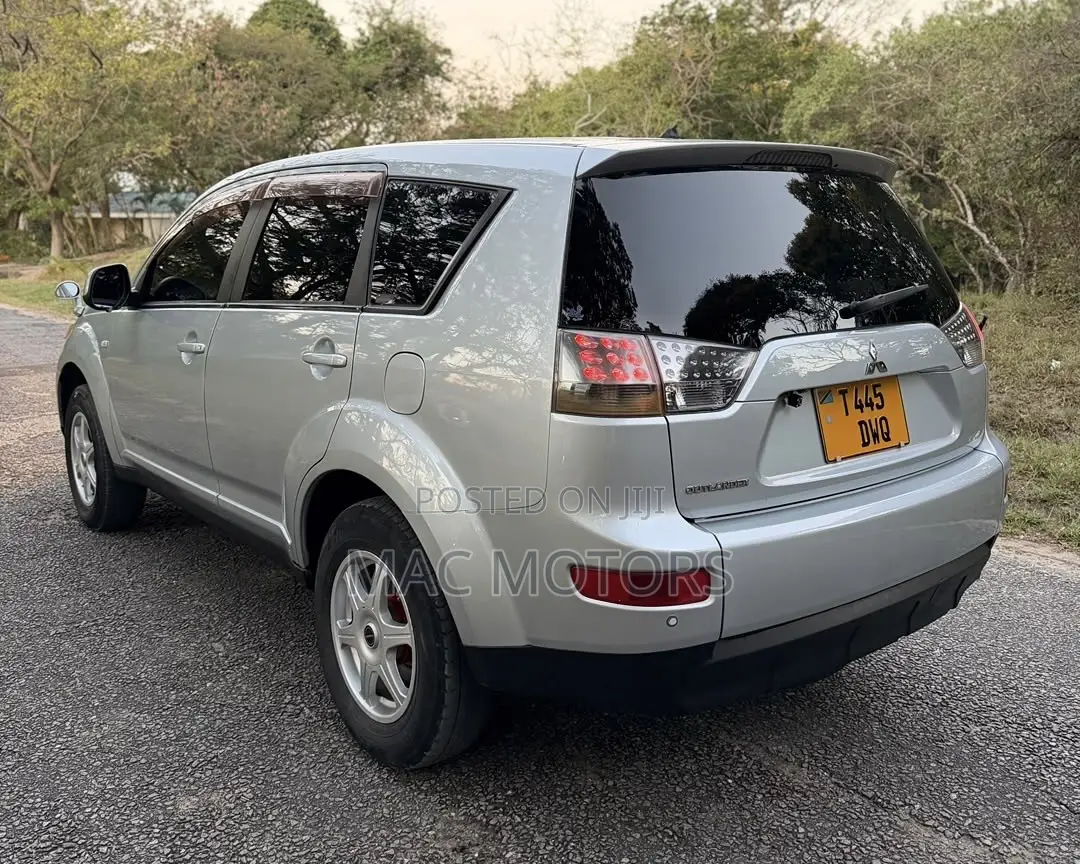 Mitsubishi Outlander 2009 Black