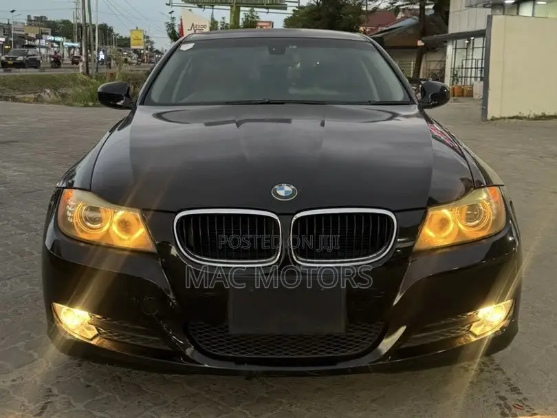 BMW 3 Series 2011 Black