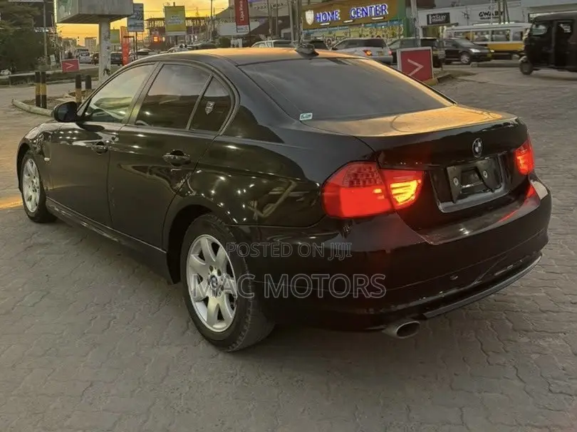 BMW 3 Series 2011 Black