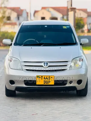 Toyota IST 2006 Beige