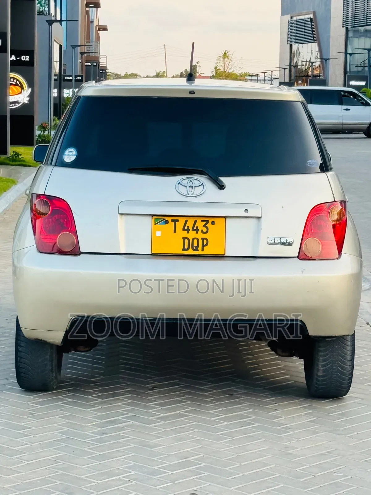Toyota IST 2006 Beige