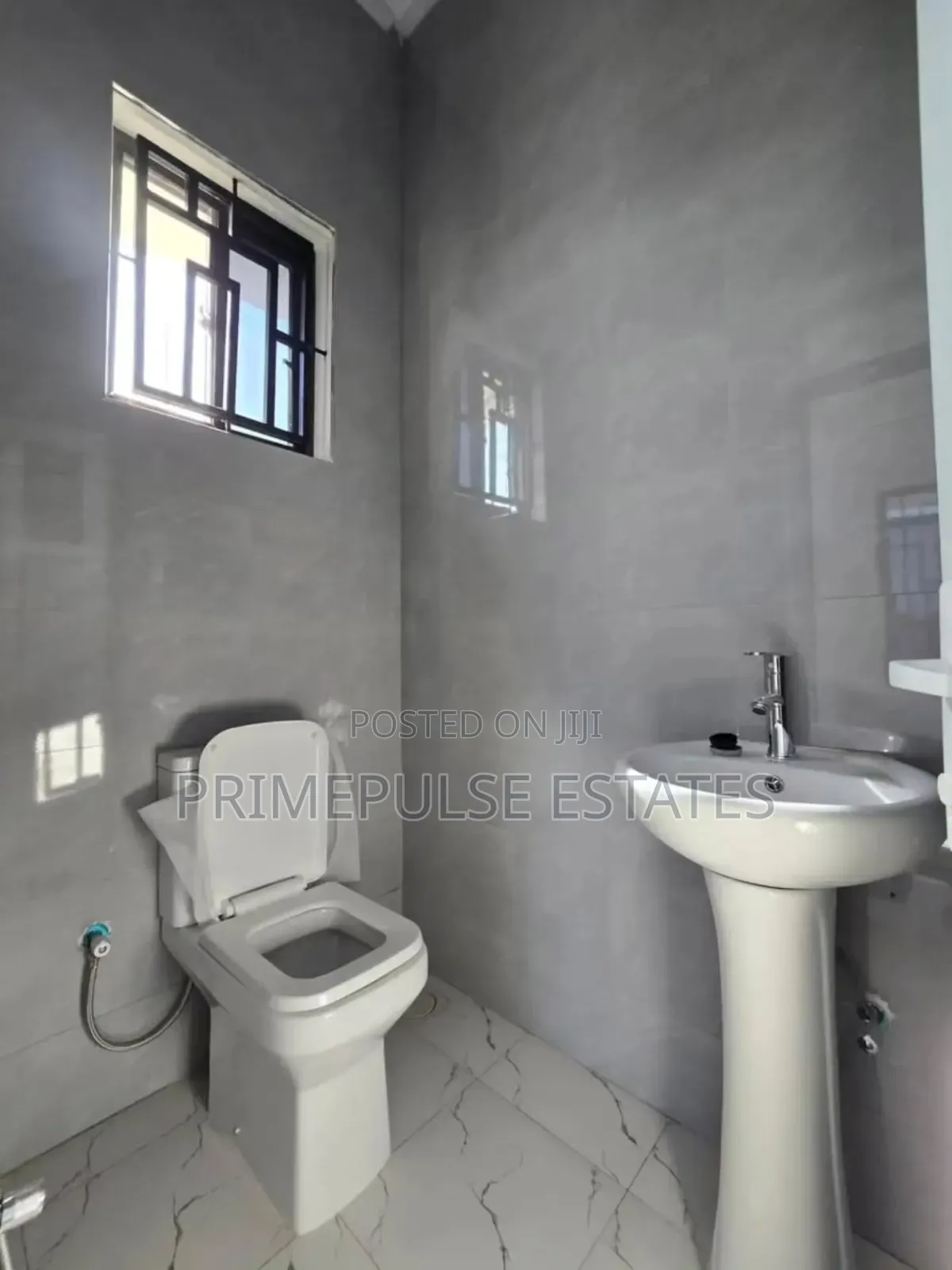 2bdrm Apartment in Mikocheni for rent