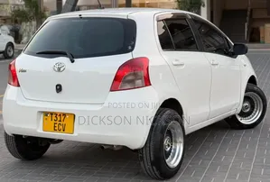 Toyota Vitz 1.0 FWD 3dr 2005 White