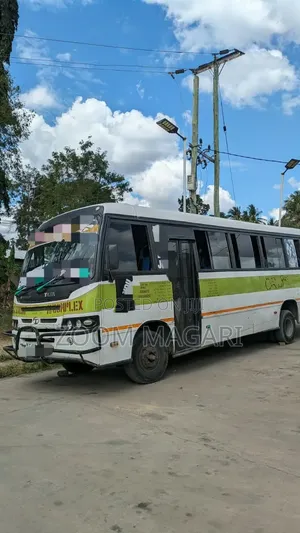 Tata Starbus Ultra Skool 1999