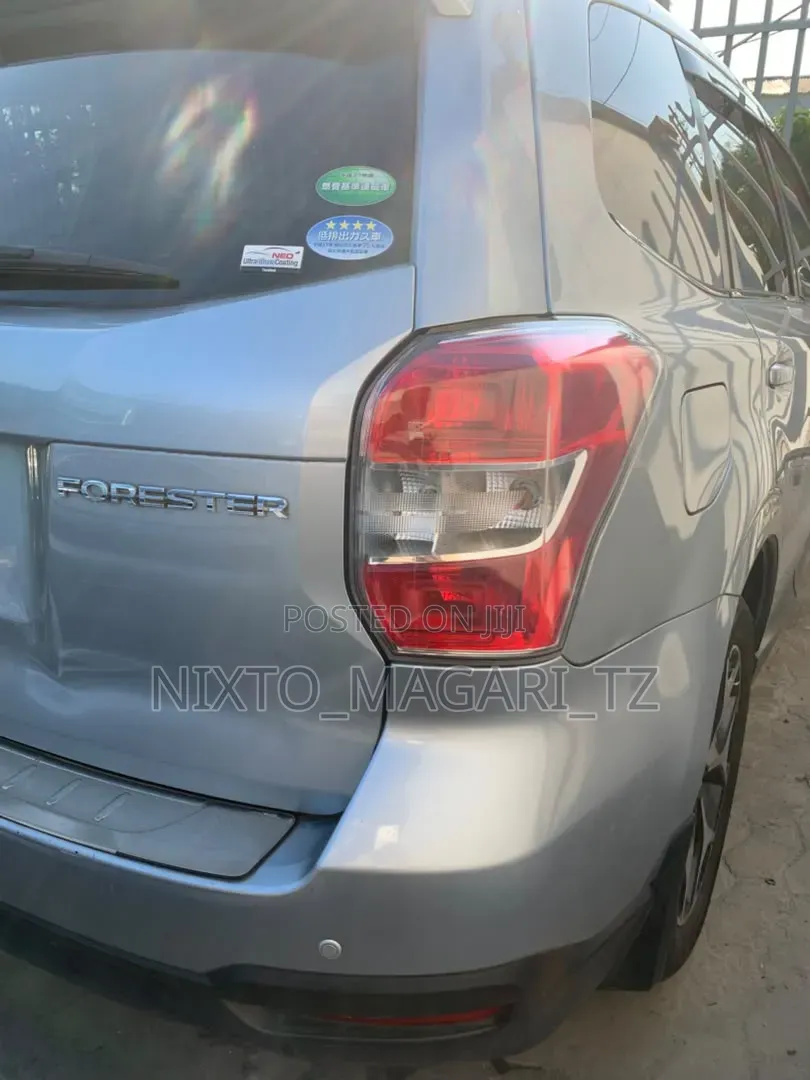Subaru Forester 2015 Silver