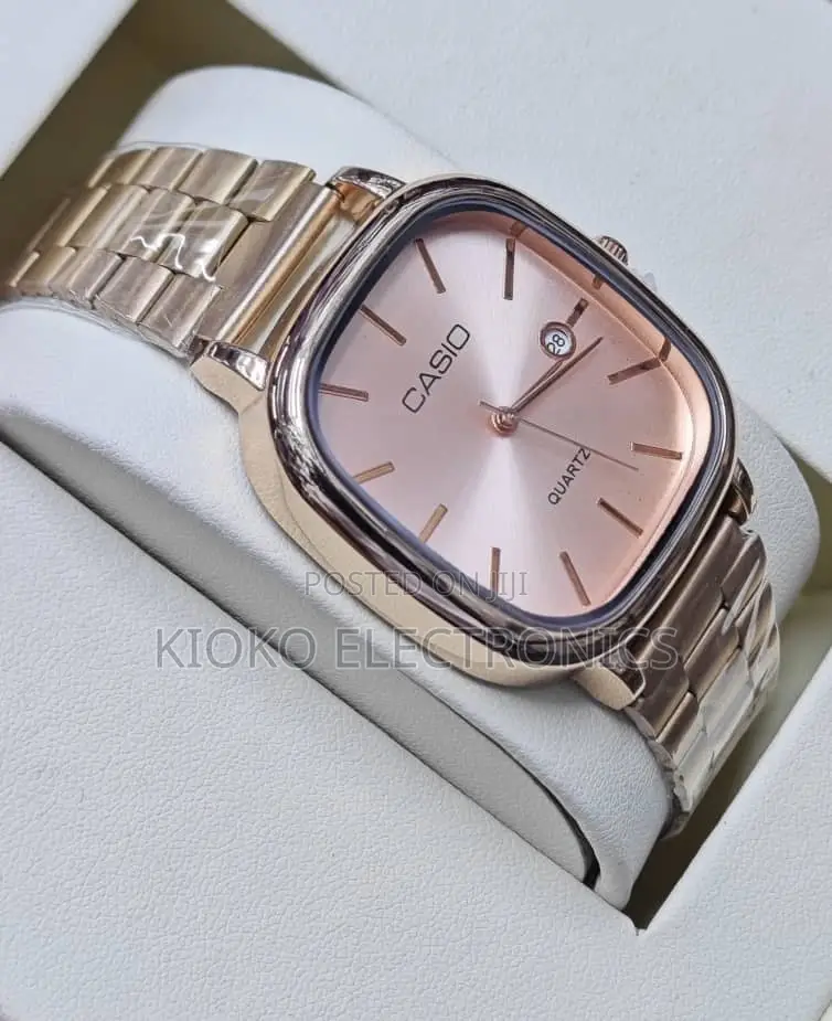  Casio Quartz Elegance 