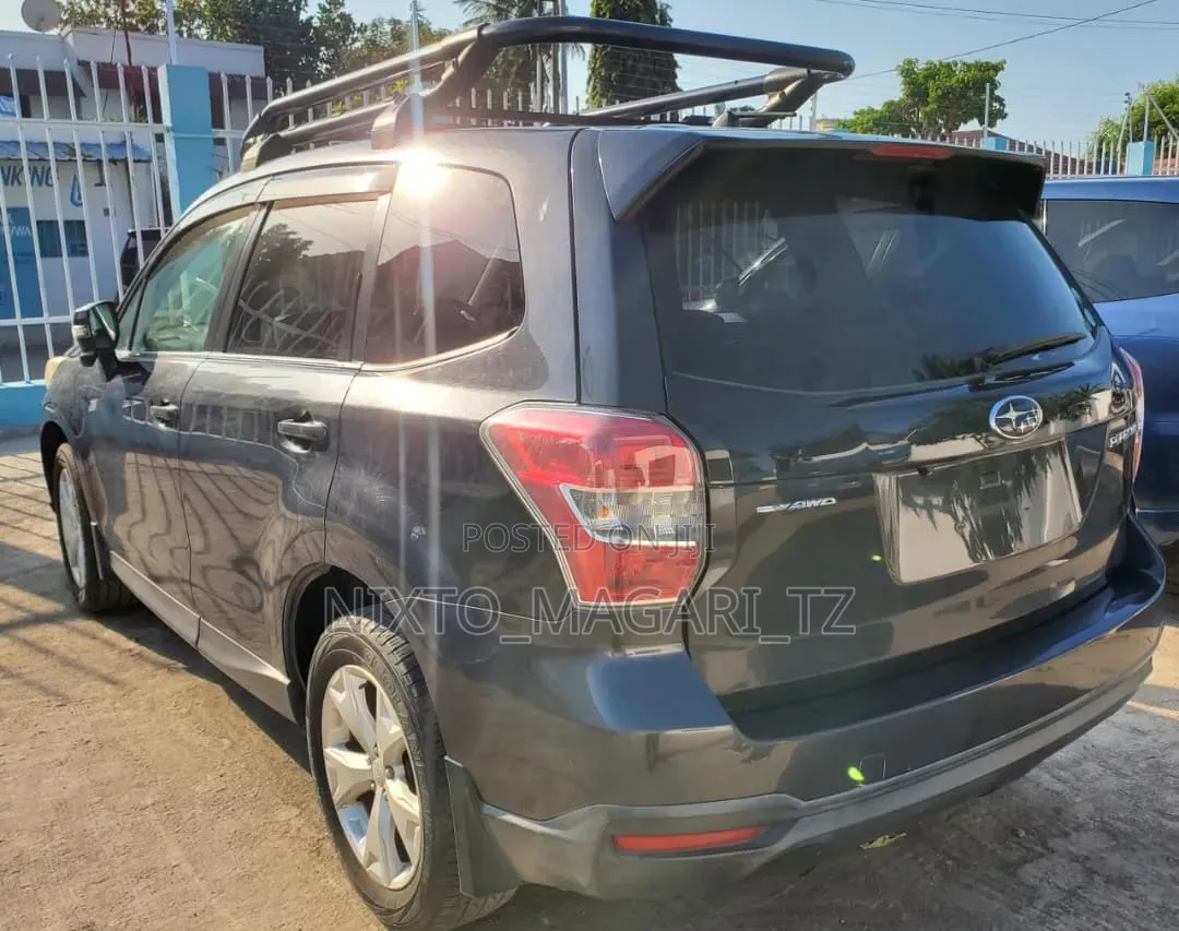 Subaru Forester 2013 Black