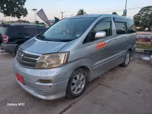 Toyota Alphard 2.4 Petrol AWD 2005 Silver