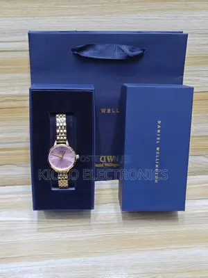 ( Dw) Daniel Wellington