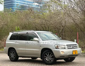 Toyota Kluger 2004 Silver