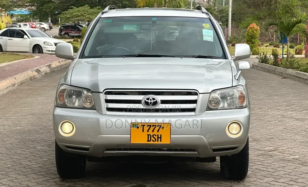 Toyota Kluger 2004 Silver