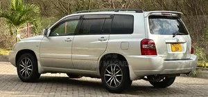 Toyota Kluger 2004 Silver