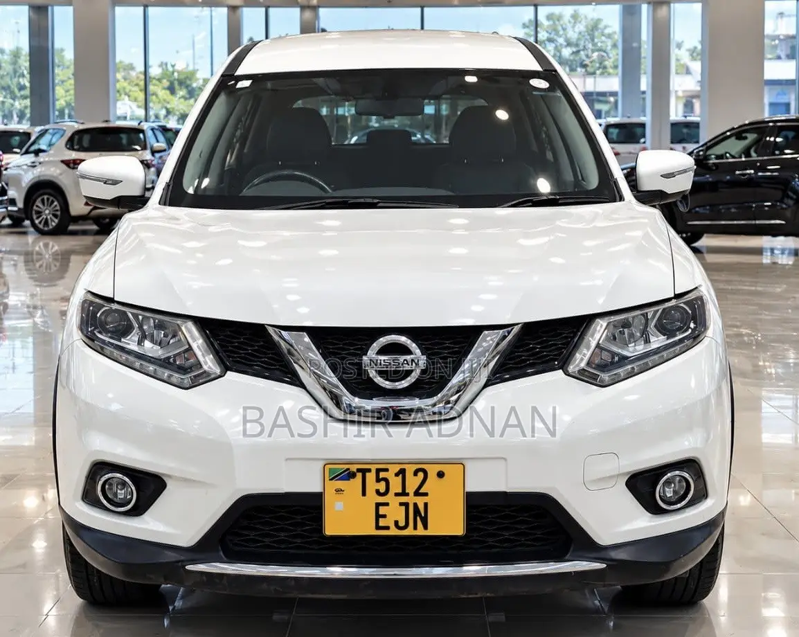 Nissan X-Trail 2.0 Petrol FWD 2014 White