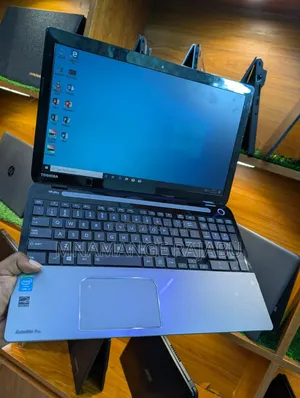 Laptop Toshiba A30 8GB Intel Core i7 HDD 320GB
