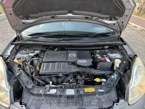 Mazda Verisa 2004 Silver